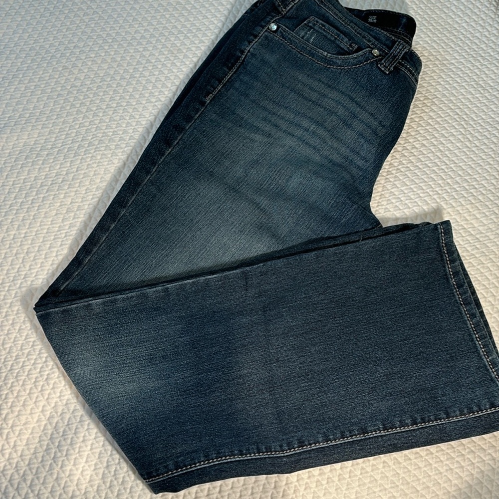 Good condition jeans - Picture 2 of 5